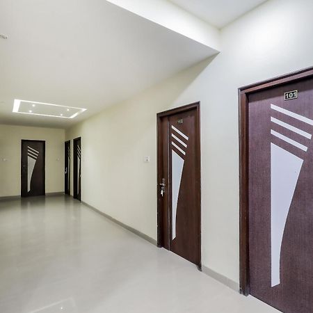 Oyo Hotel Relax Indaur Kültér fotó
